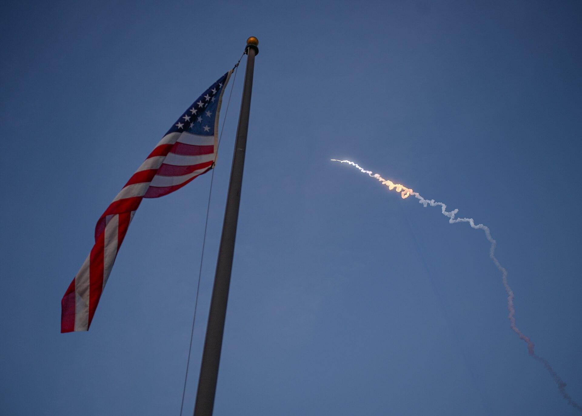 Launch of a ground-based GMD anti-missile missile from Vandenberg Space Force Base in California. The test was conducted on December 11, 2023, at 6:38 a.m. by personnel from Space Launch Delta 30 and the U.S. Air Force. Photo: U.S. Space Force / Tiara Sibley