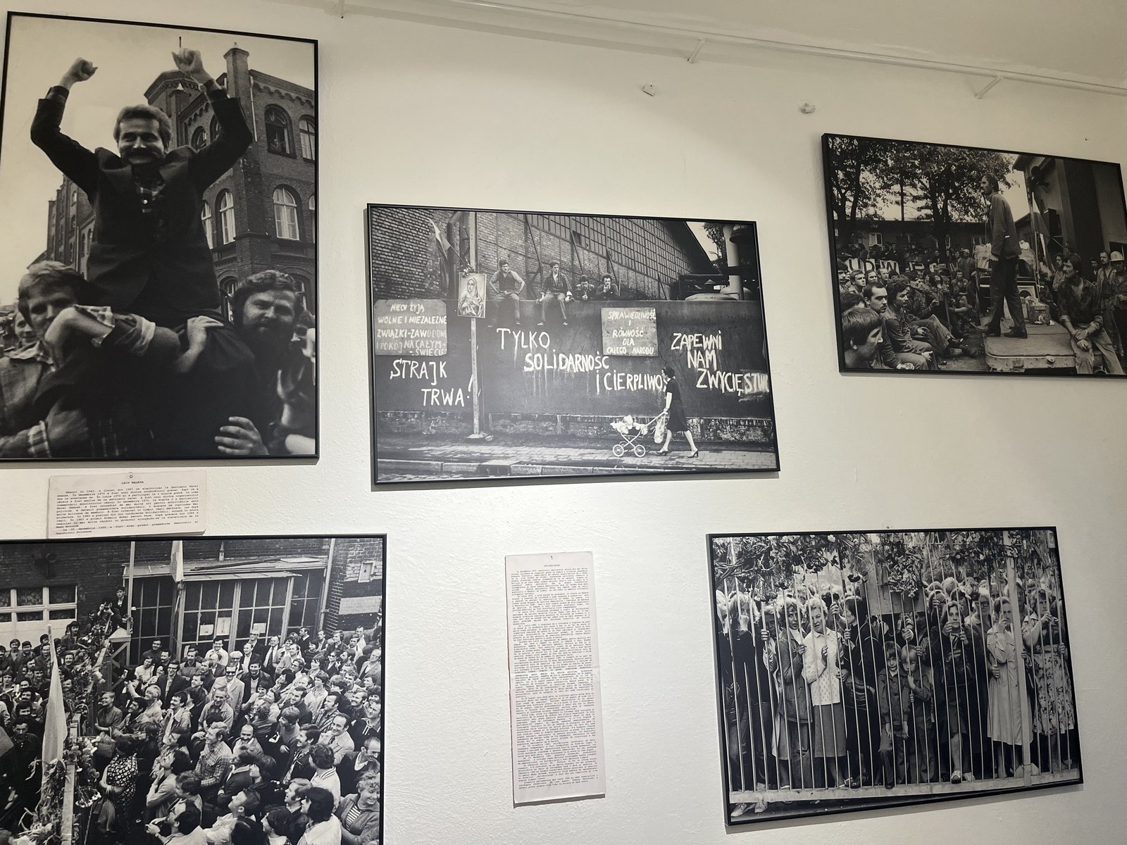 Images of the Polish Solidarity movement’s struggle for democracy