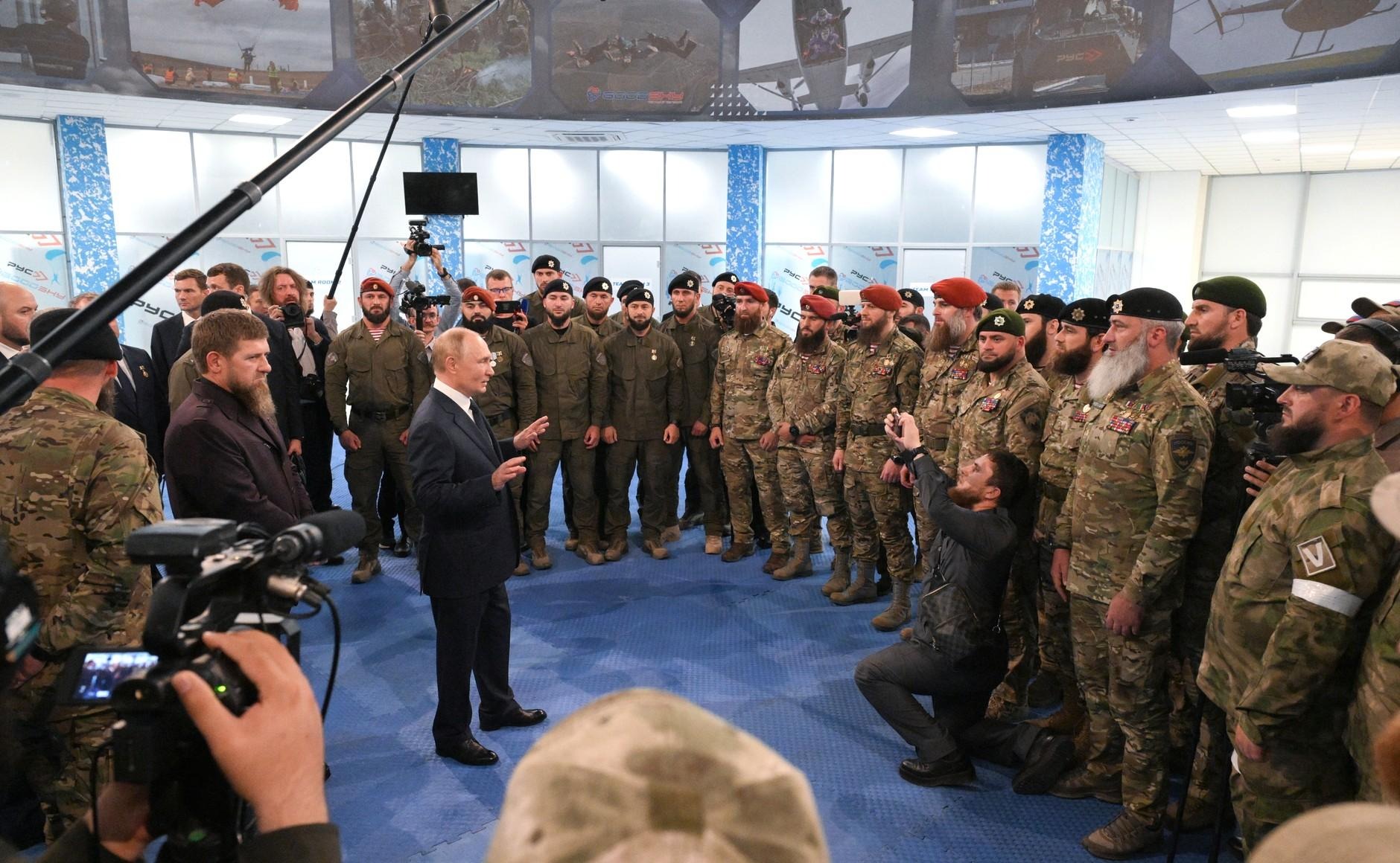 Vladimir Putin and Ramzan Kadyrov at the Russian Special Forces University in Gudermes, 20 August 2024. Photo: Press Service of the President of the Russian Federation / Kremlin.ru